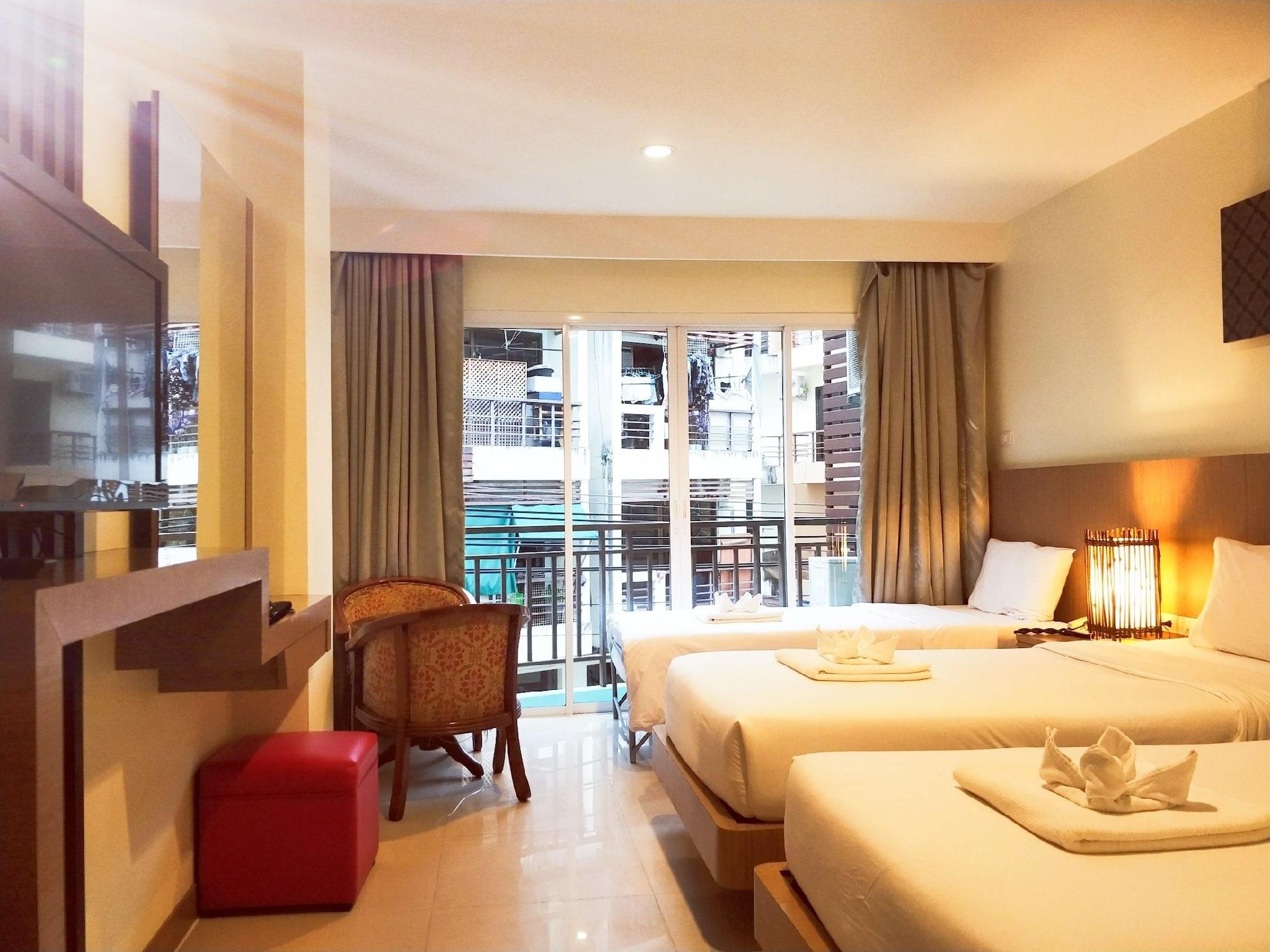 Pimrada Hotel Patong Esterno foto