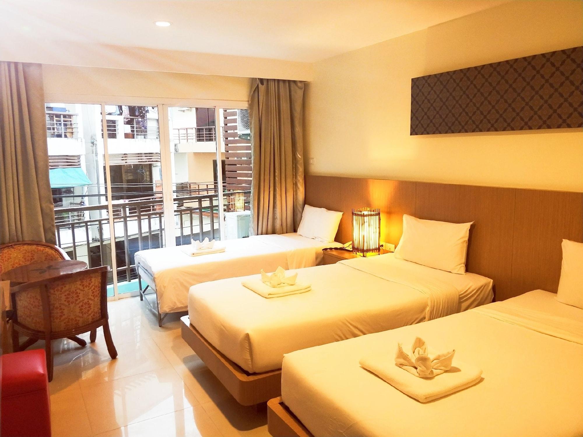 Pimrada Hotel Patong Esterno foto