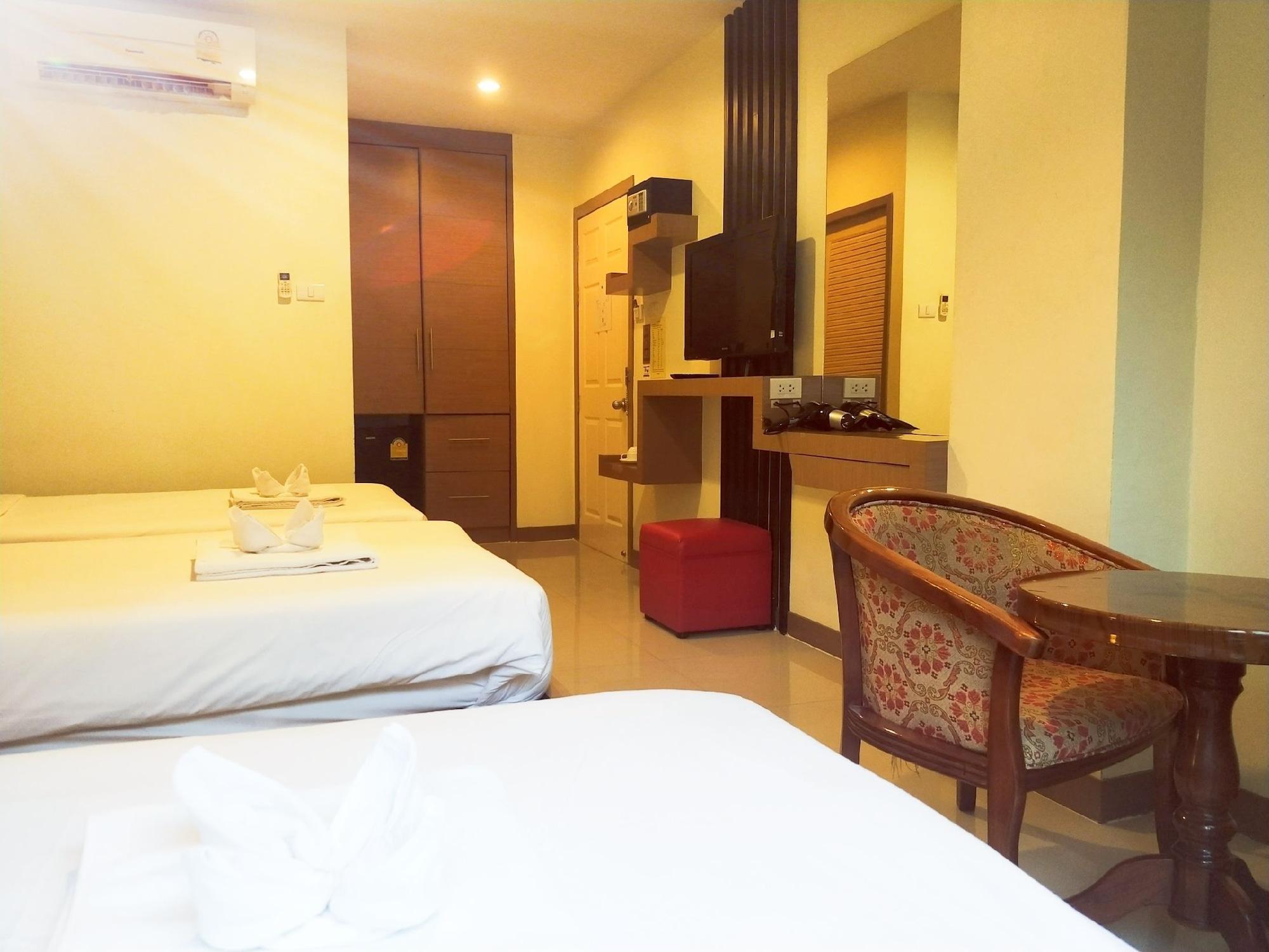 Pimrada Hotel Patong Esterno foto
