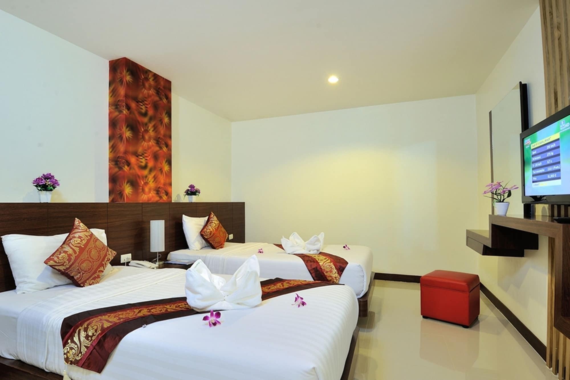 Pimrada Hotel Patong Esterno foto