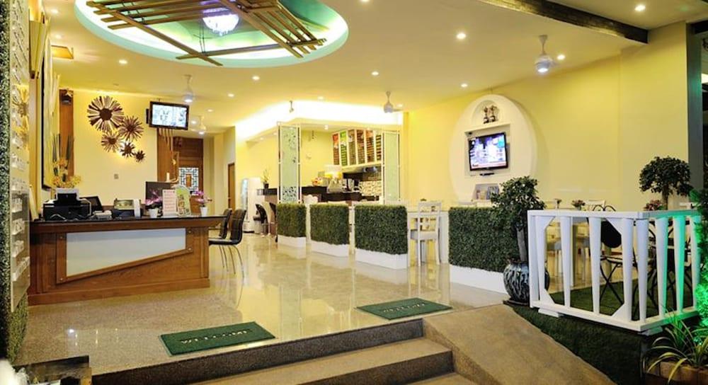 Pimrada Hotel Patong Esterno foto