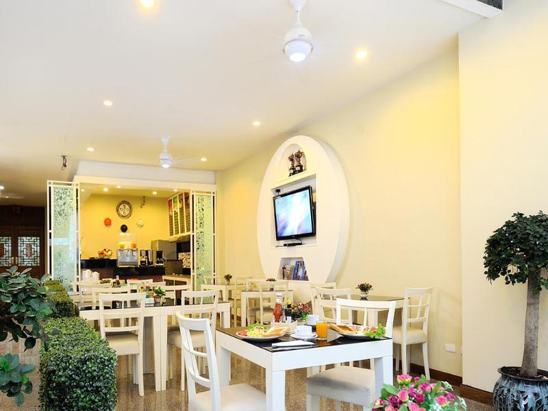 Pimrada Hotel Patong Esterno foto